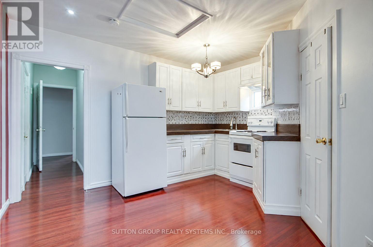 2094 Dufferin Street Property Photo 2