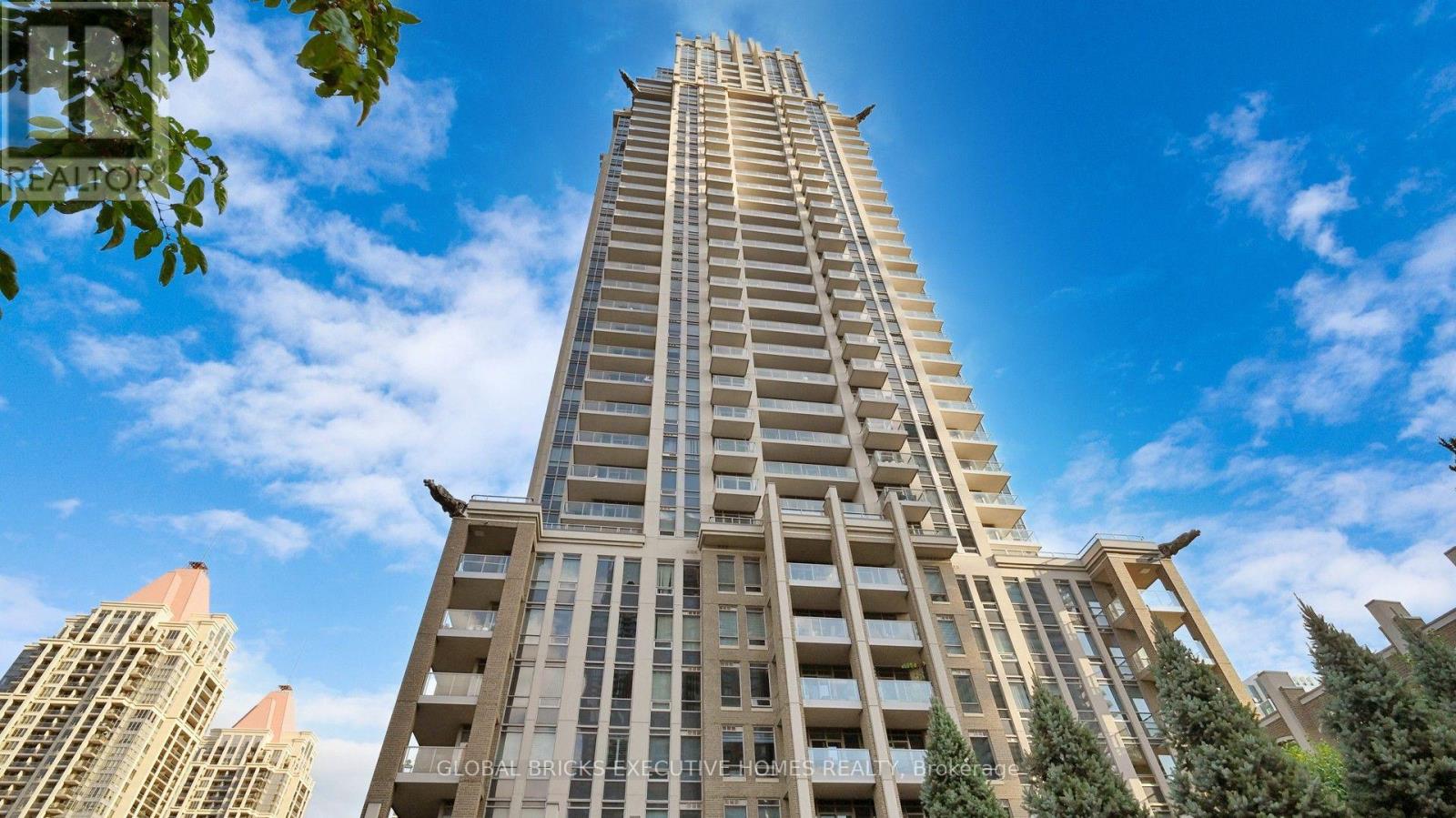 2911 - 388 Prince Of Wales Drive Property Photo 1