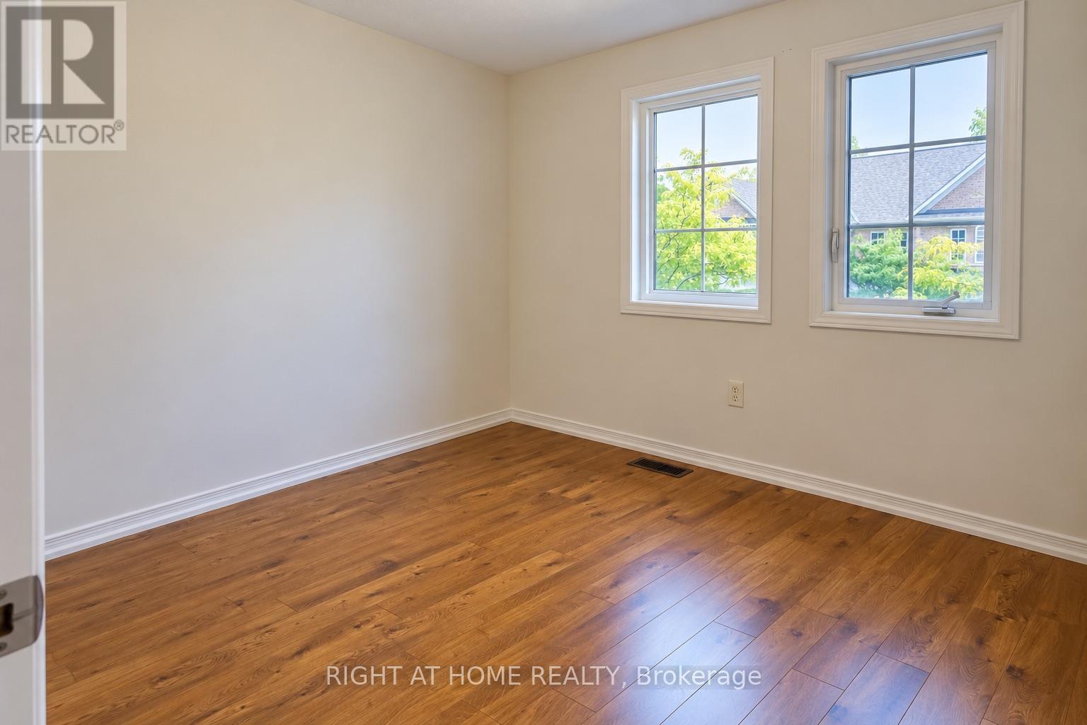 427 Chandler Crescent Property Photo 26