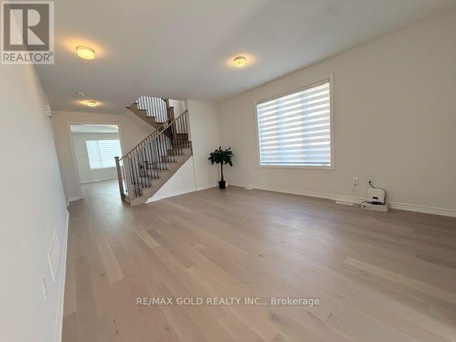 41 Tapscott Crescent Property Photo 2