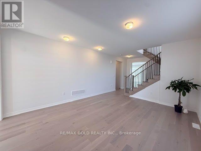 41 Tapscott Crescent Property Photo 5