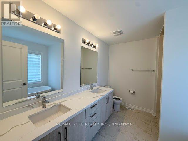 41 Tapscott Crescent Property Photo 15