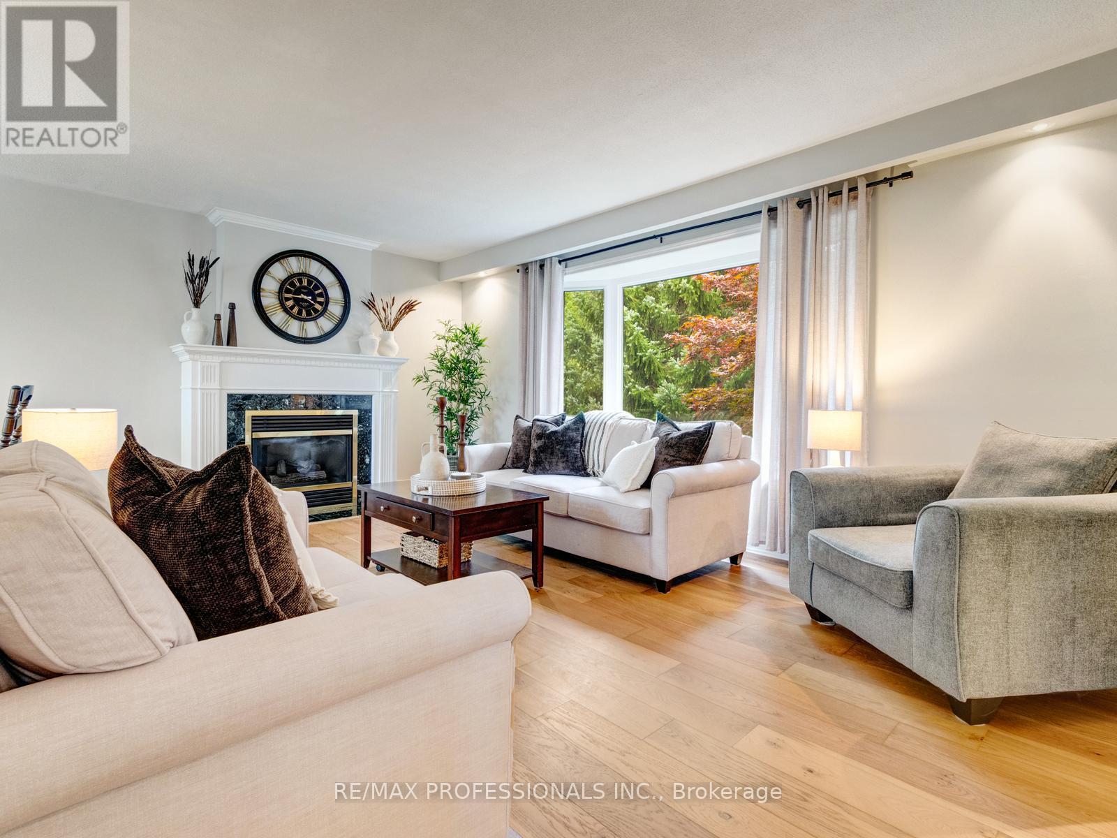 652 Meadow Lane Property Photo 1