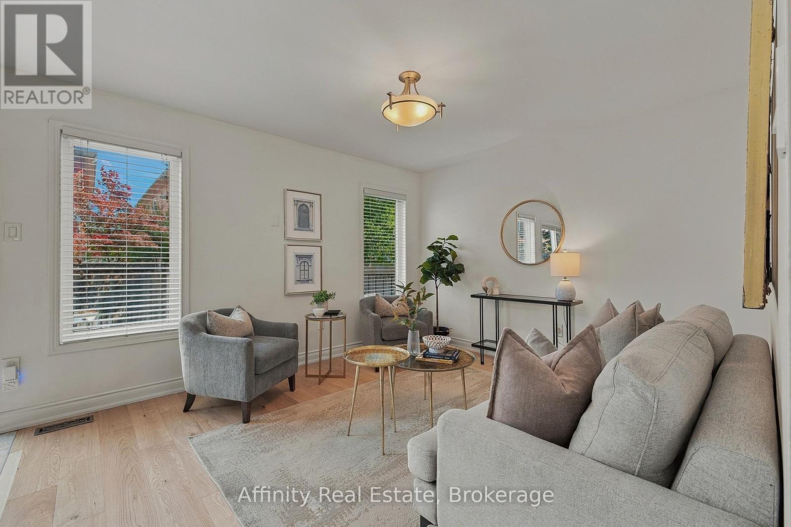 629 Gervais Terrace Property Photo 14
