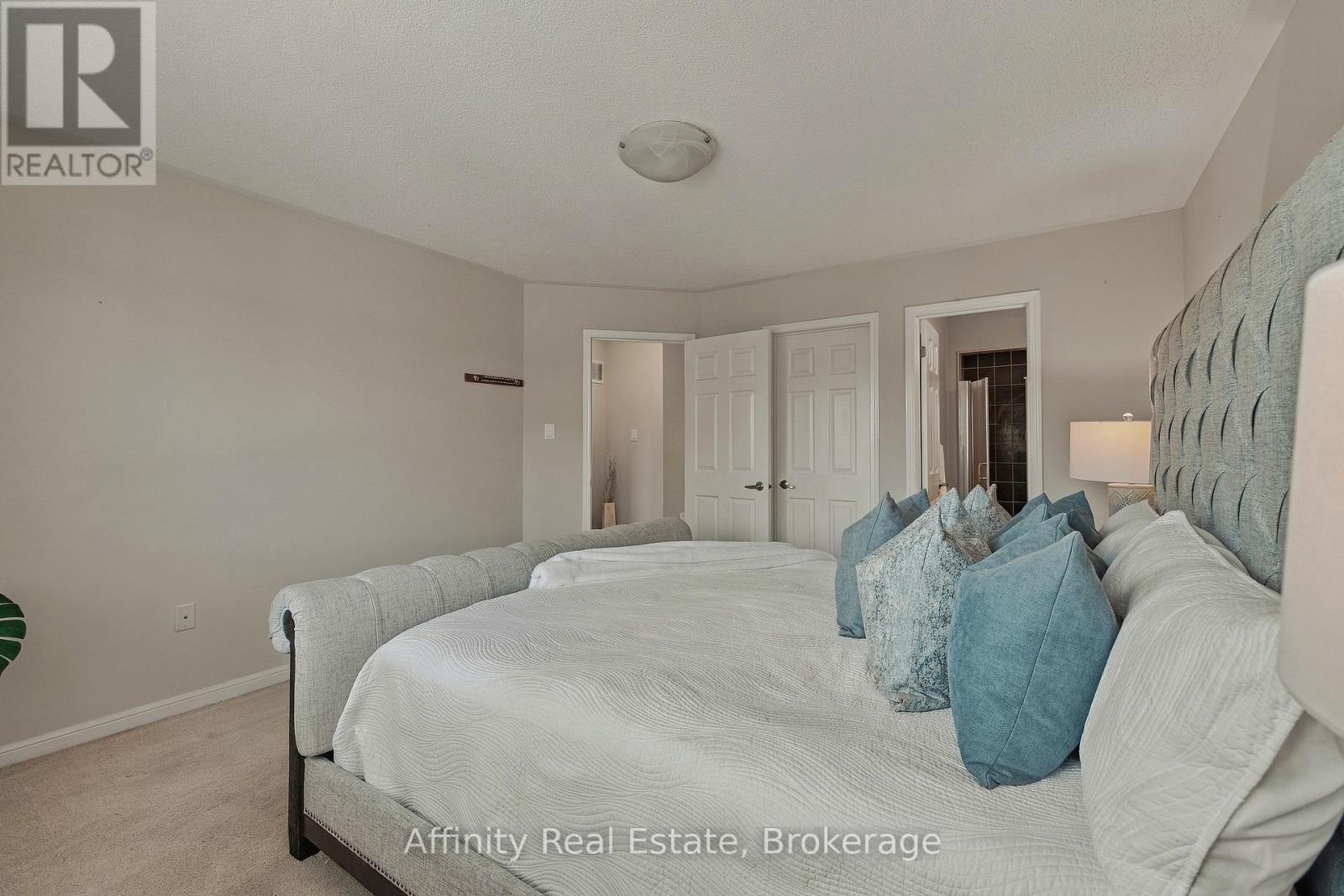 629 Gervais Terrace Property Photo 21