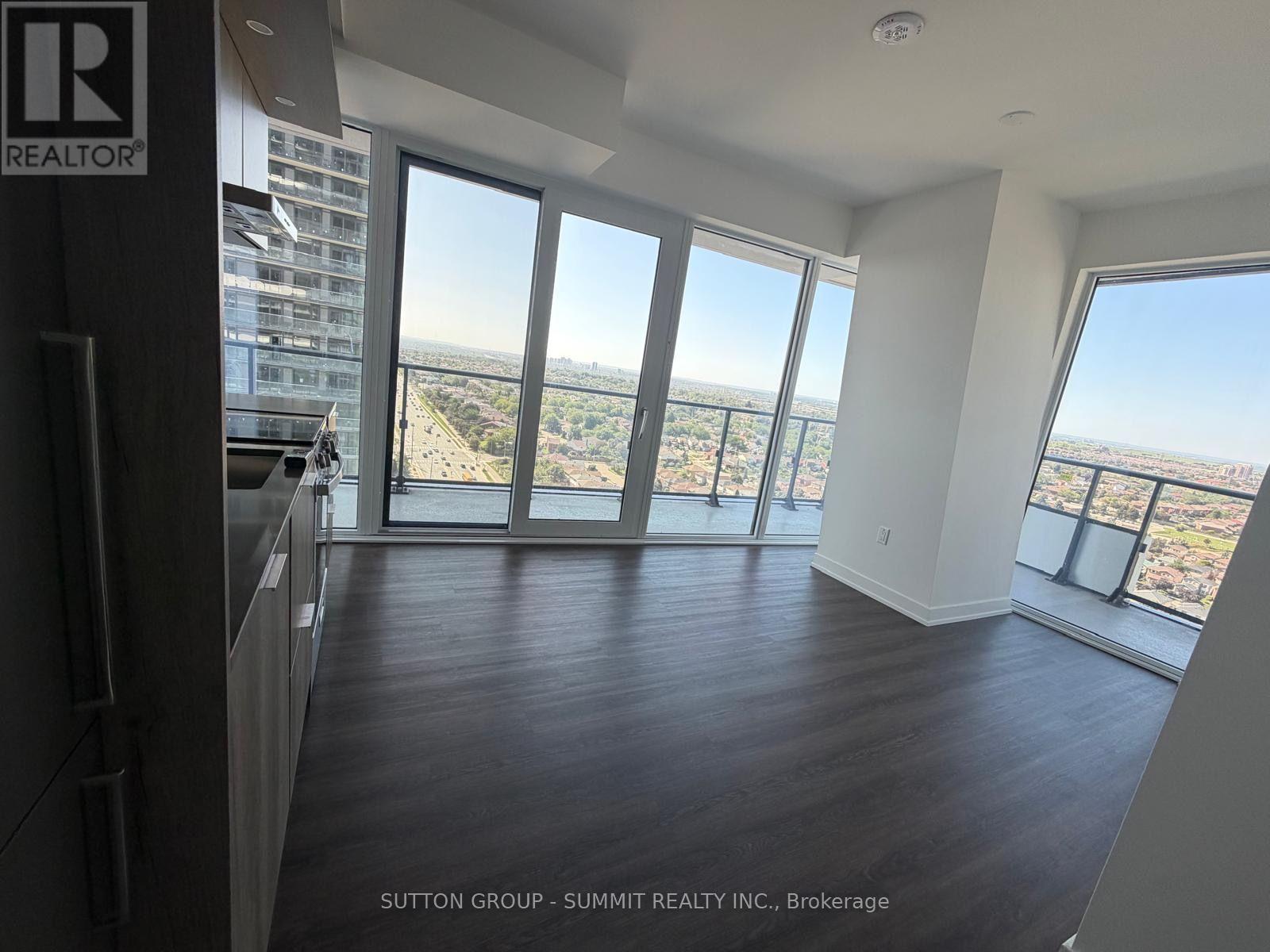 1802 - 448 Burnhamthorpe Road W Property Photo 13
