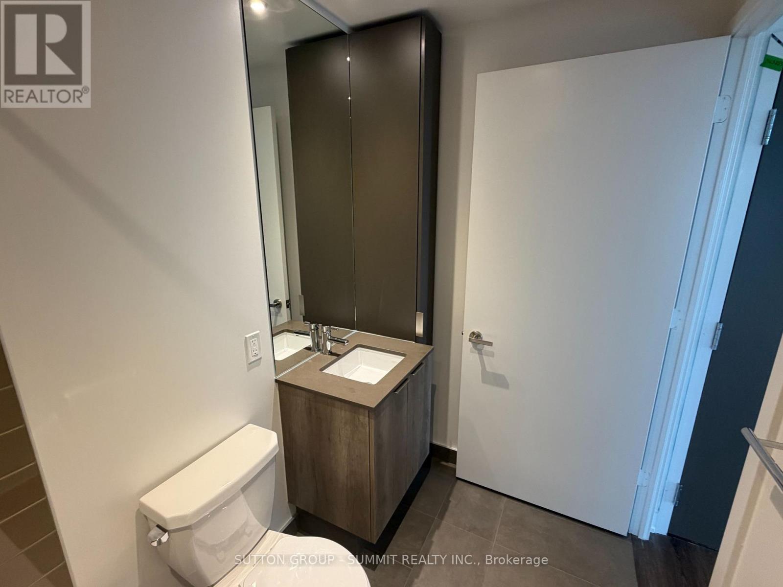 1802 - 448 Burnhamthorpe Road W Property Photo 16
