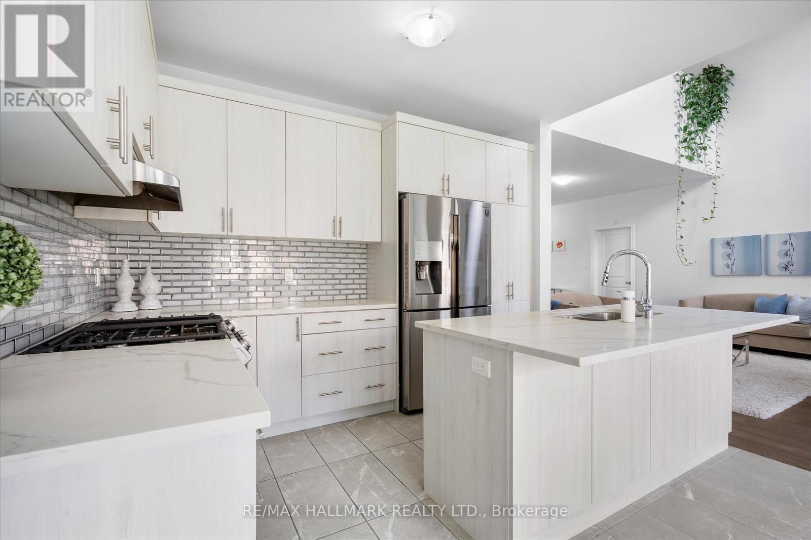 13 Tea Rose Road Property Photo 16