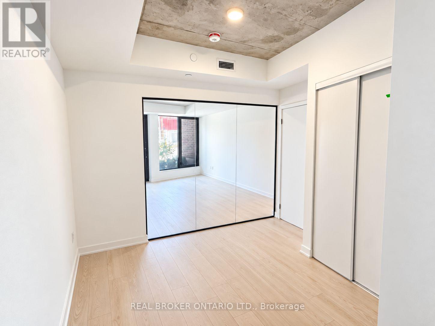 103 - 1 Vine Avenue Property Photo 6