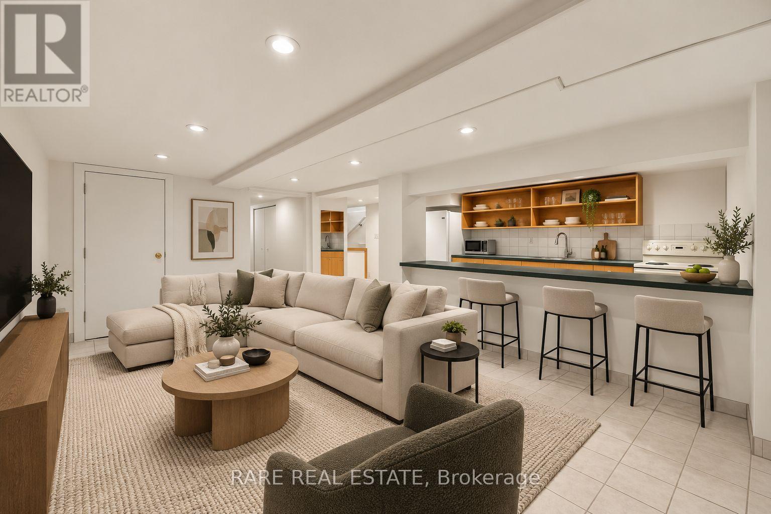 1 - 152 SUNNYSIDE AVENUE