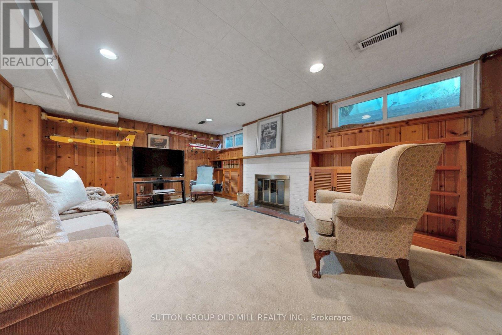 4 Ravenscrest Drive Property Photo 35