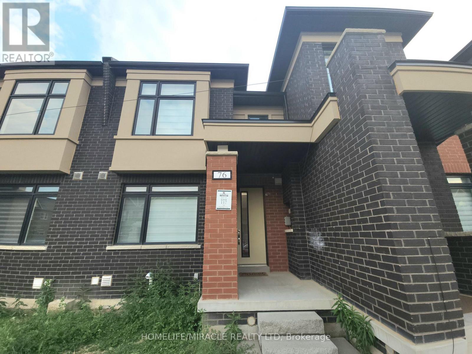76 Pearman Crescent Property Photo 1