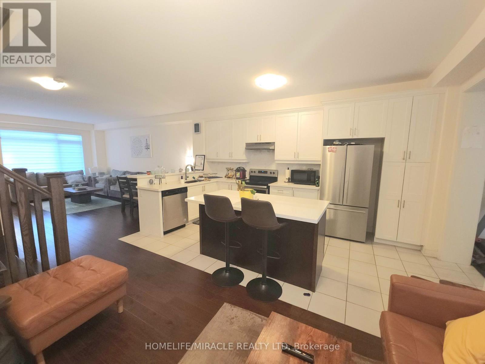 76 Pearman Crescent Property Photo 6