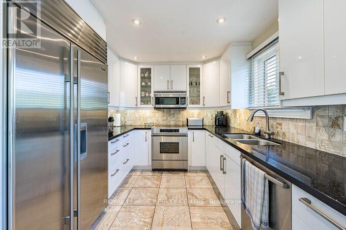 671 Louis Drive Property Photo 16