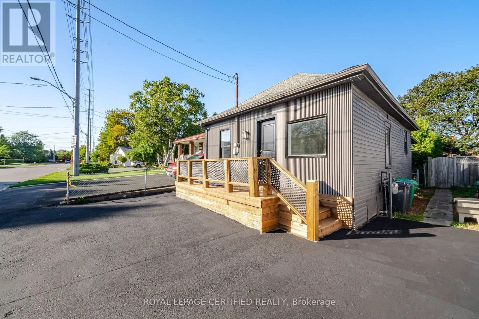 1019 Ogden Avenue Property Photo 2
