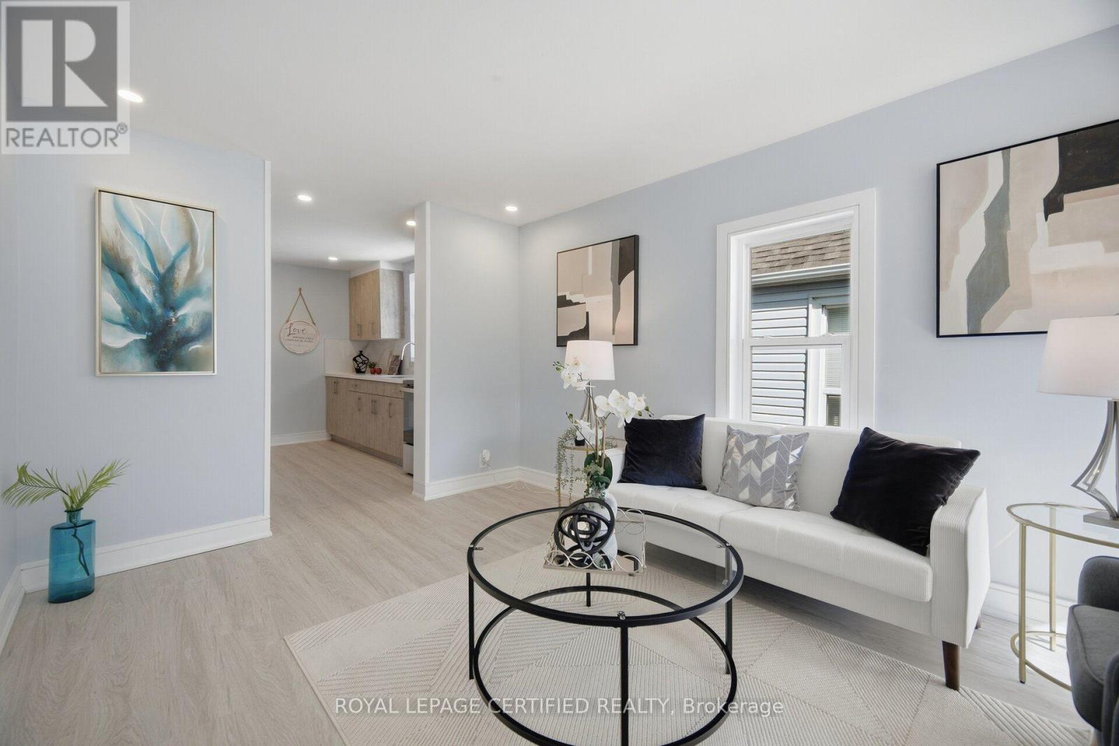 1019 Ogden Avenue Property Photo 11