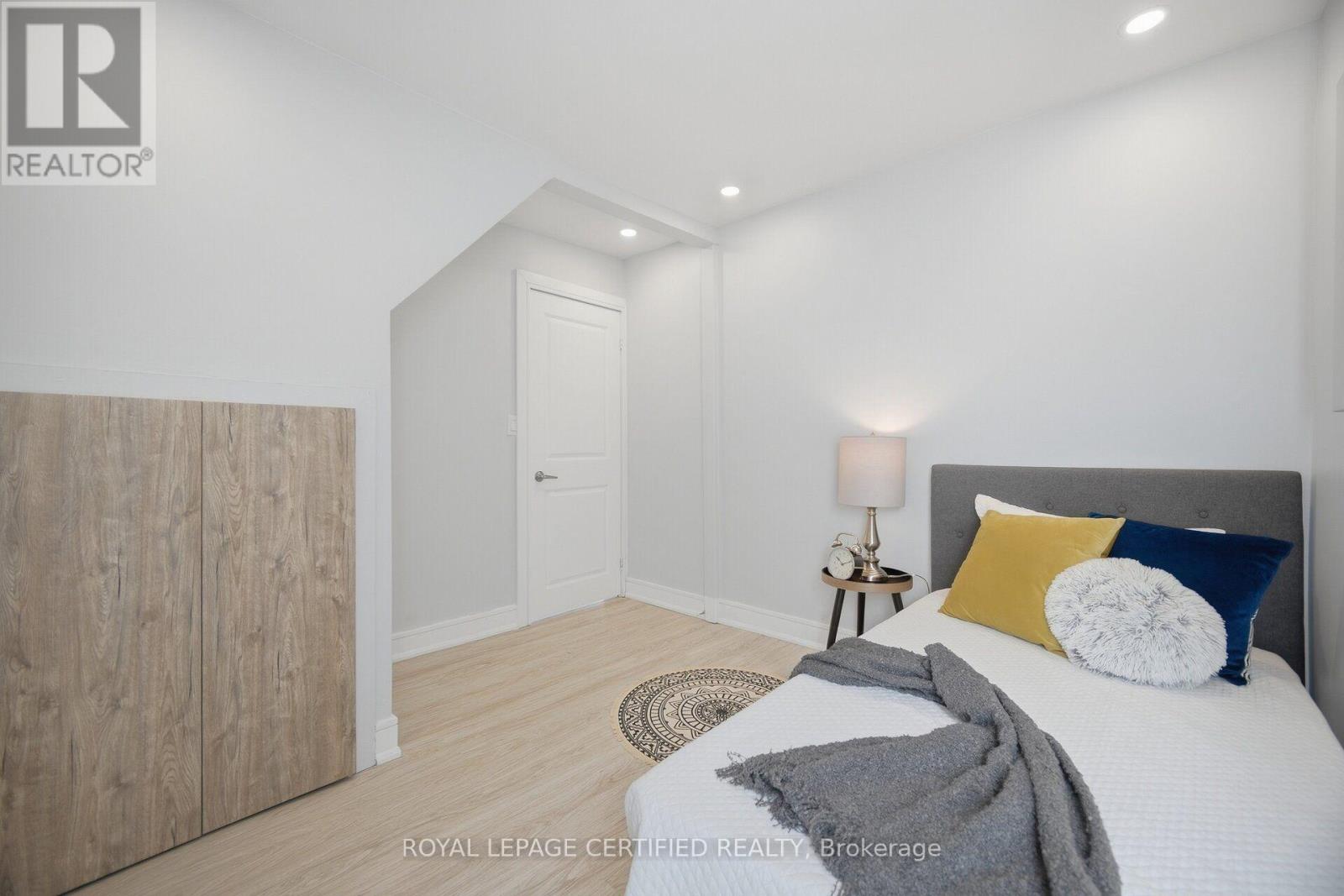 1019 Ogden Avenue Property Photo 27