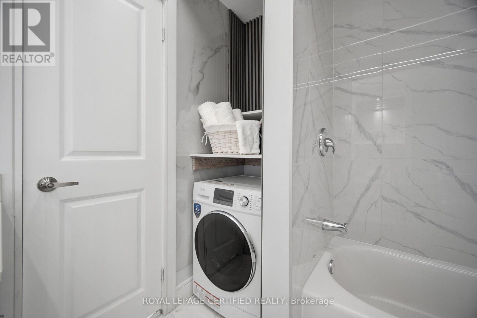 1019 Ogden Avenue Property Photo 30