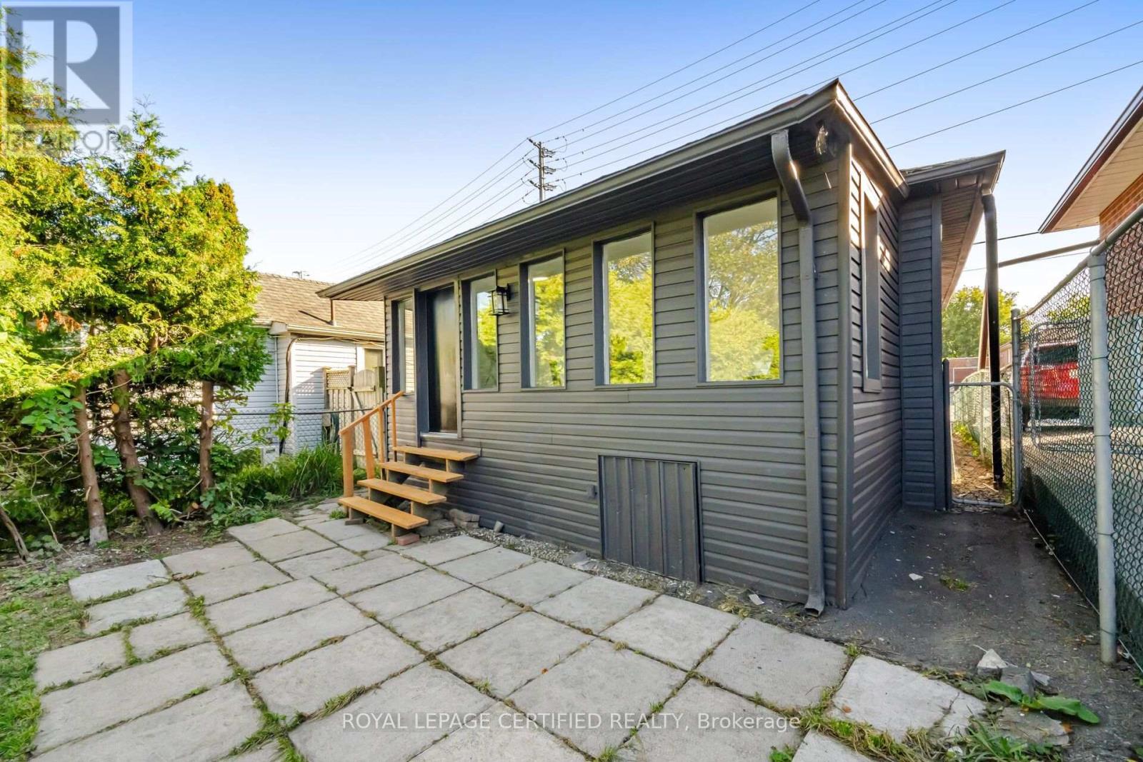 1019 Ogden Avenue Property Photo 38