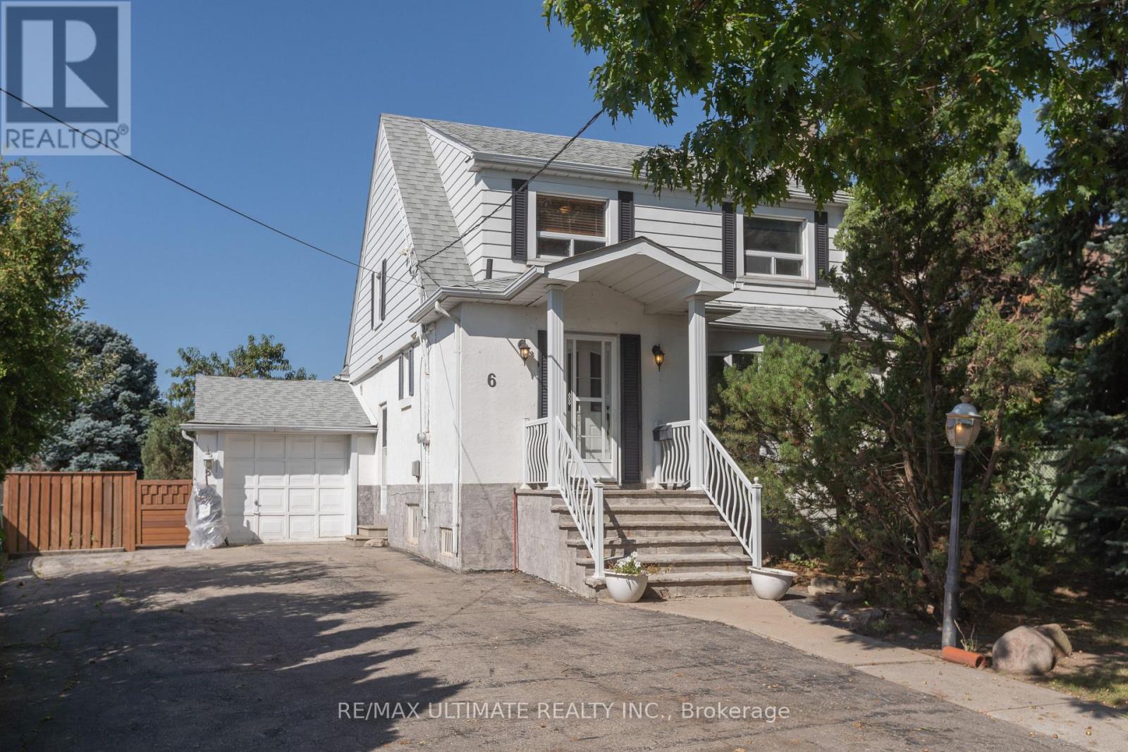 6 Redberry Parkway Property Photo 1