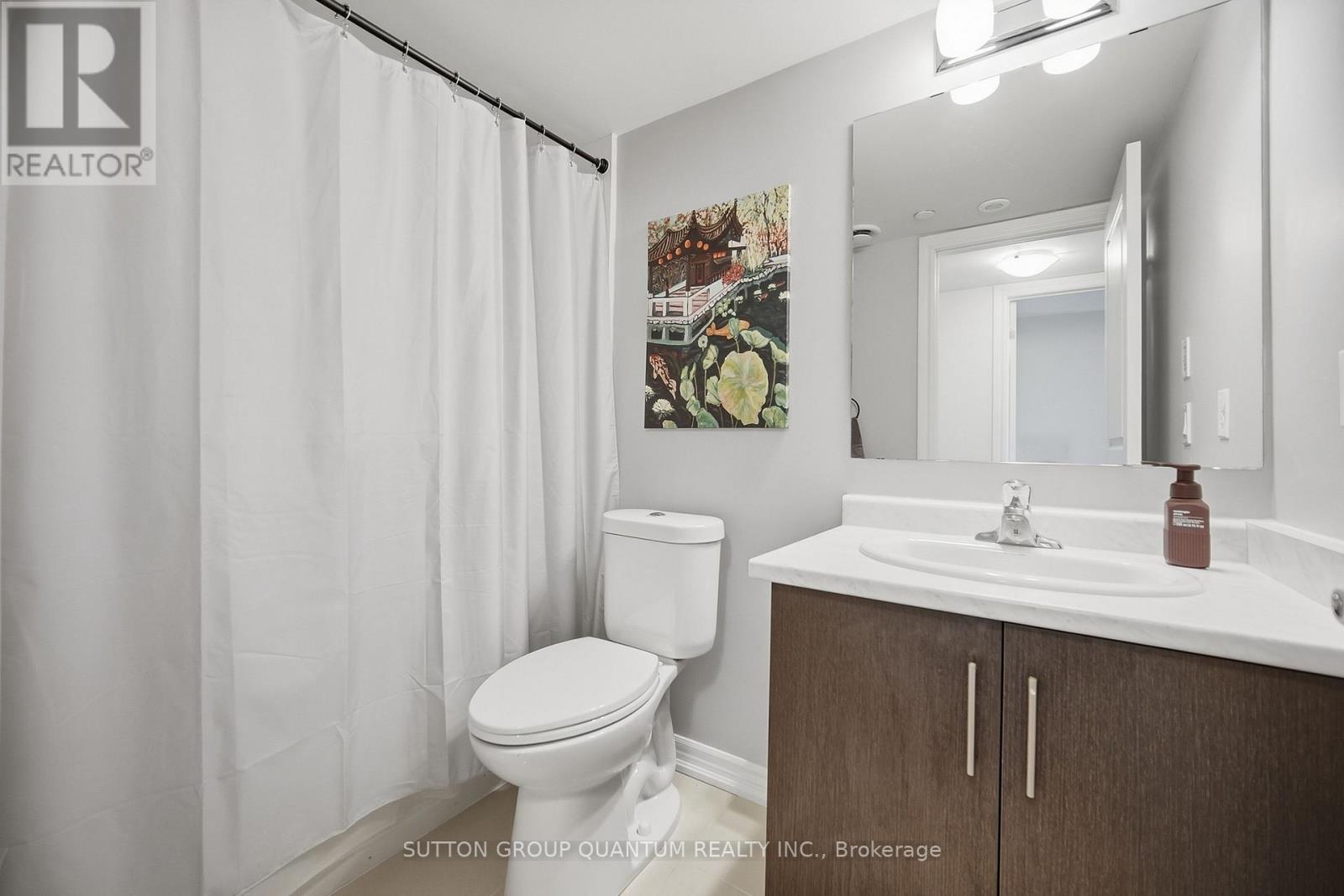 5 - 145 Long Branch Avenue Property Photo 20