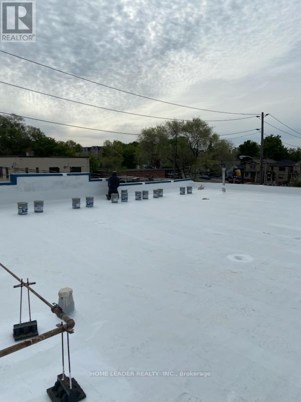 1530 Keele Street Property Photo 22