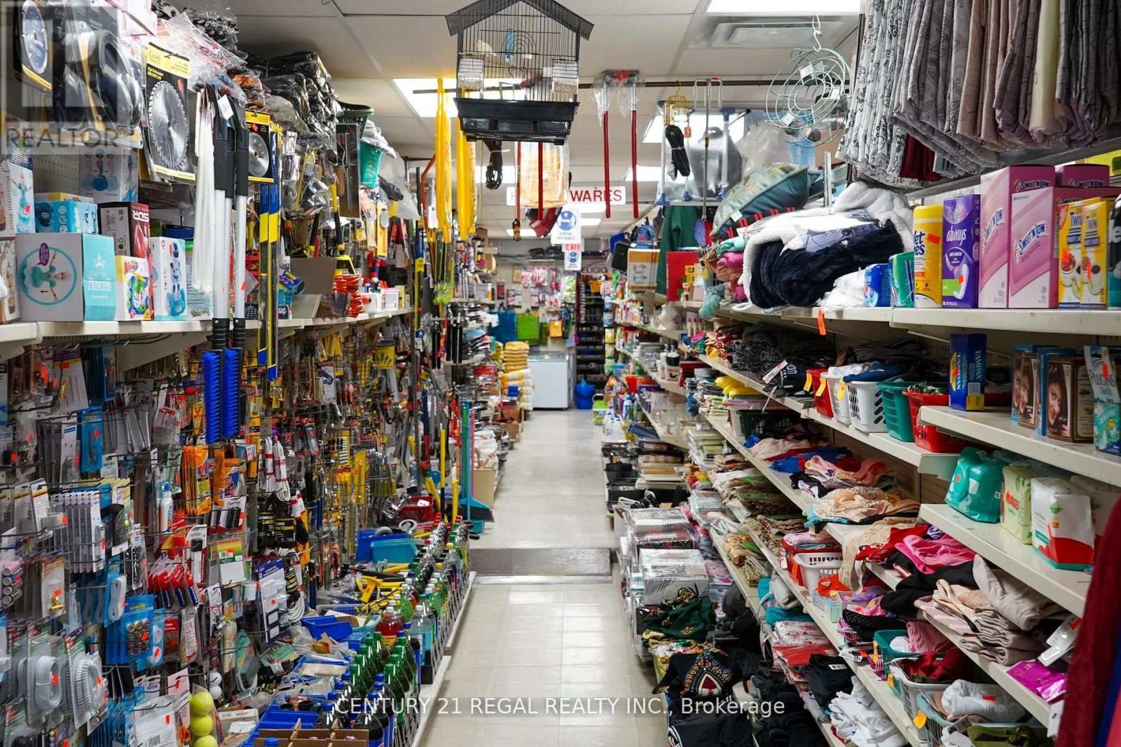 1281 Queen Street W Property Photo 2