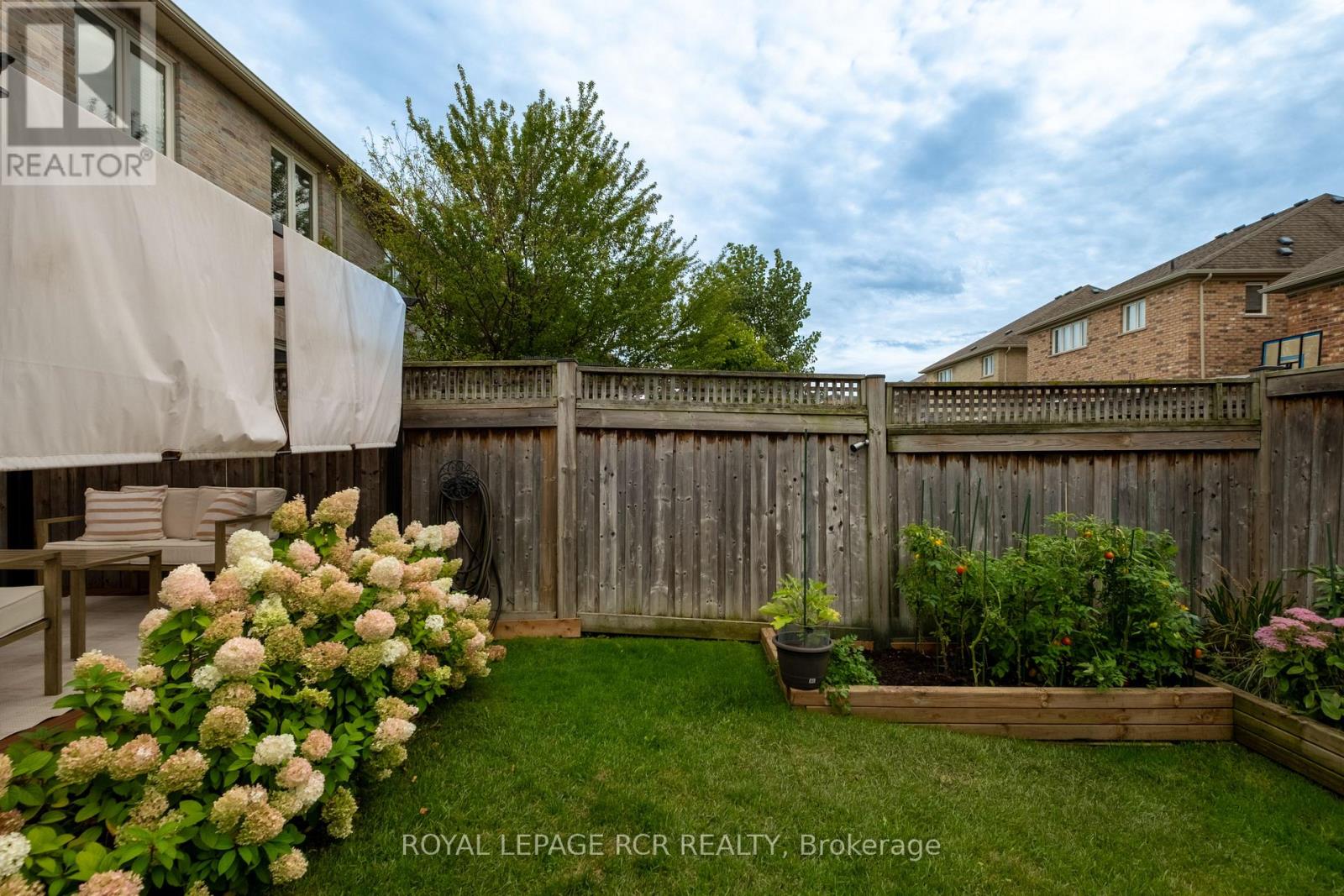 18 Cedarcrest Street Property Photo 36