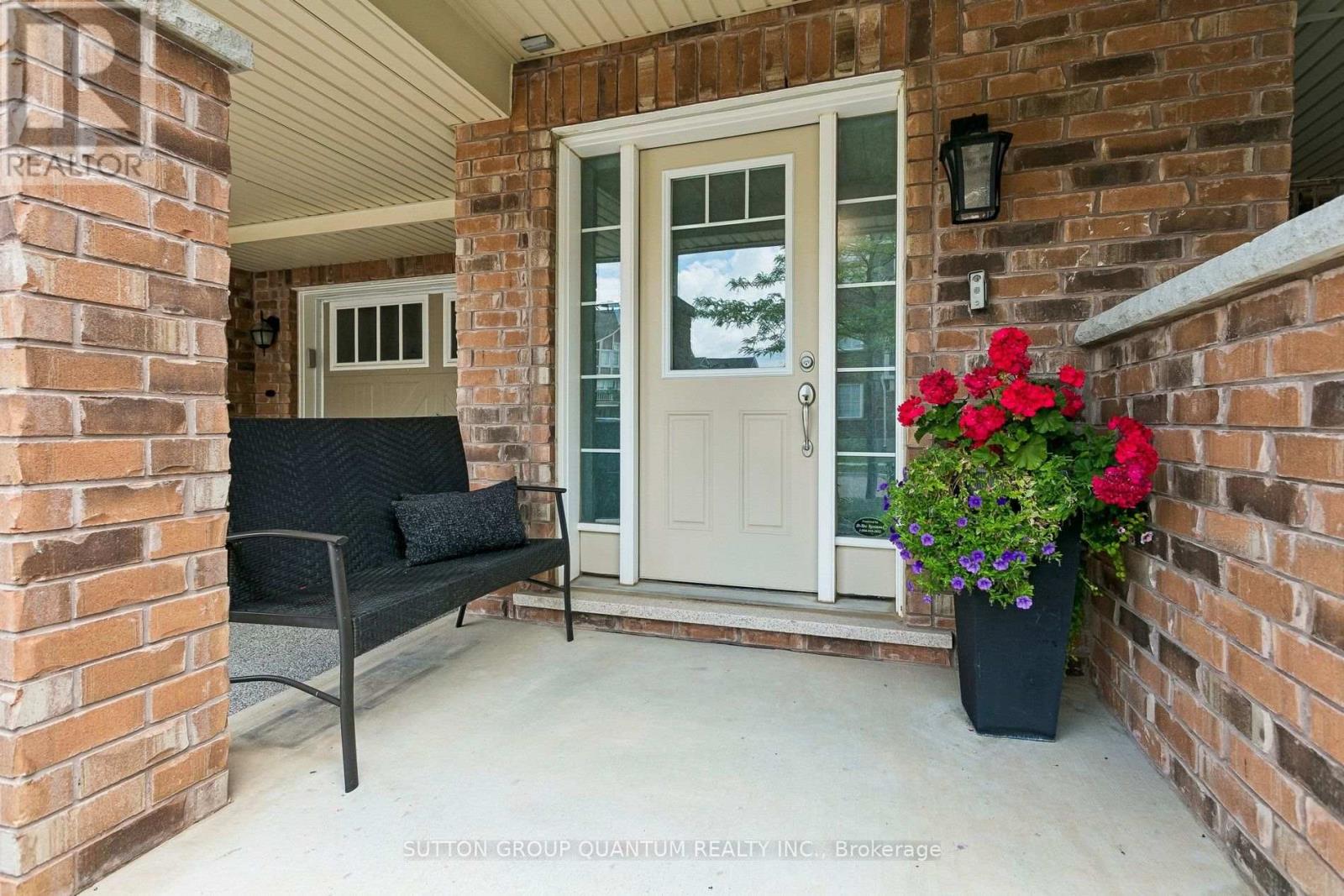 1571 Leblanc Court Property Photo 4