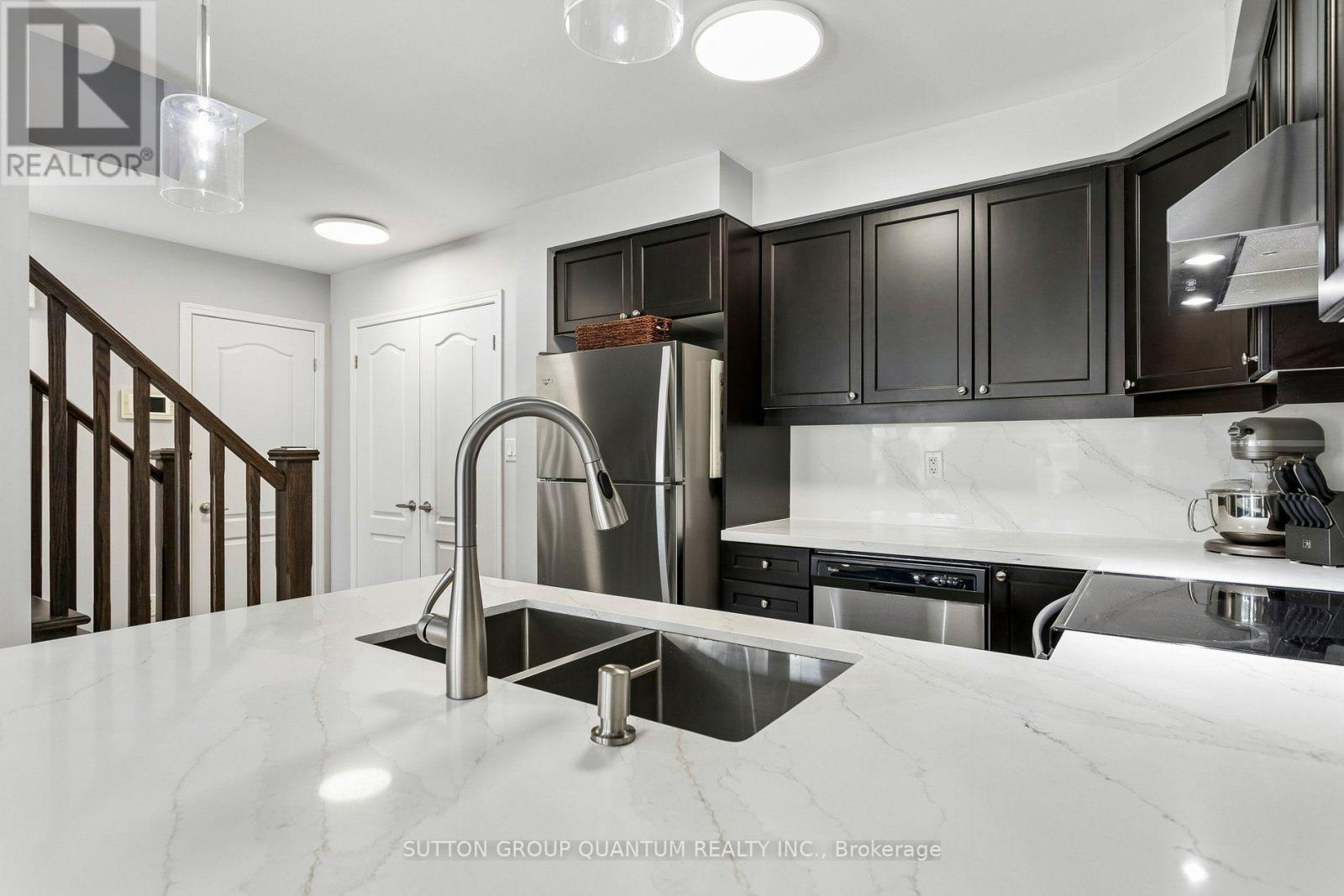 1571 Leblanc Court Property Photo 14