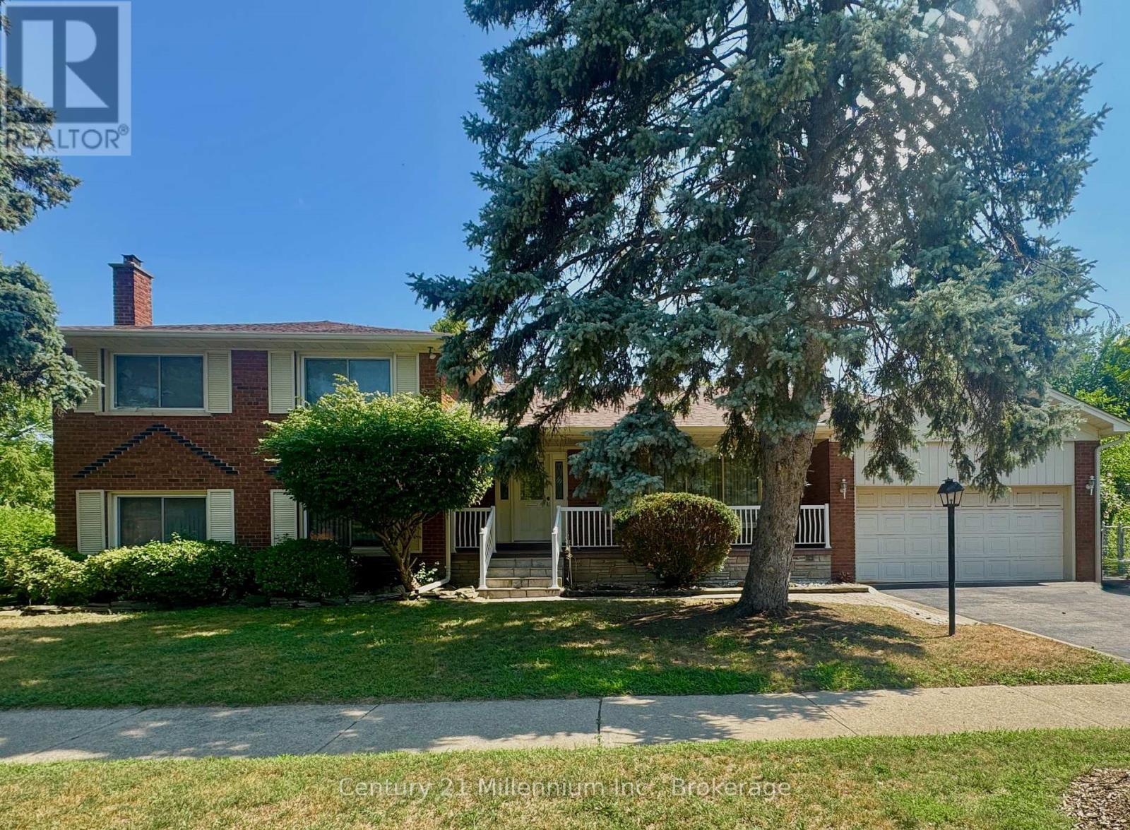 353 CHANTENAY DRIVE
