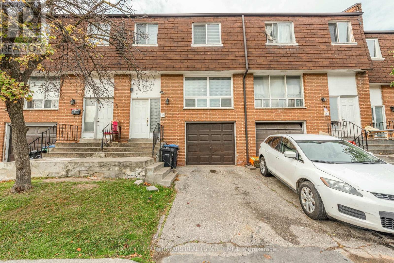 50 - 7475 GOREWAY DRIVE Property Photo 1
