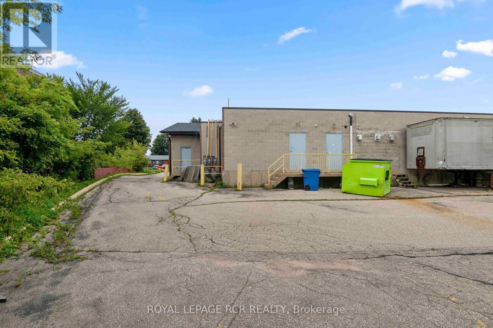 E - 308 Broadway Property Photo 26