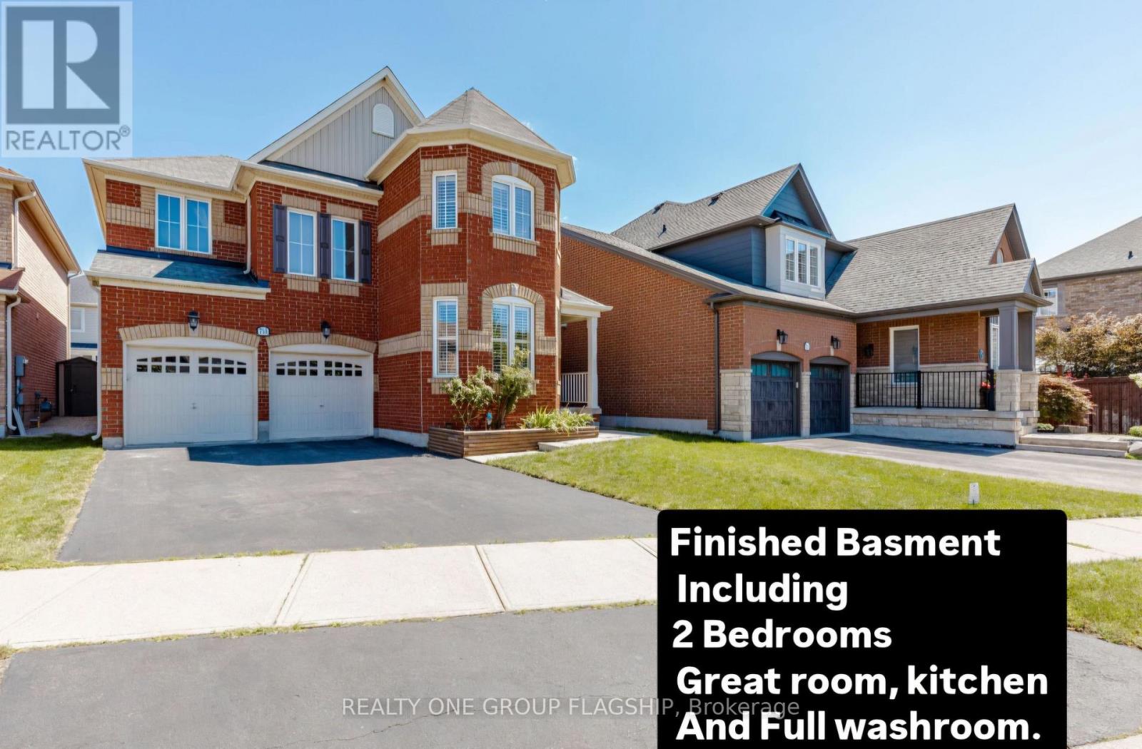 715 Casarin Crescent Property Photo 1