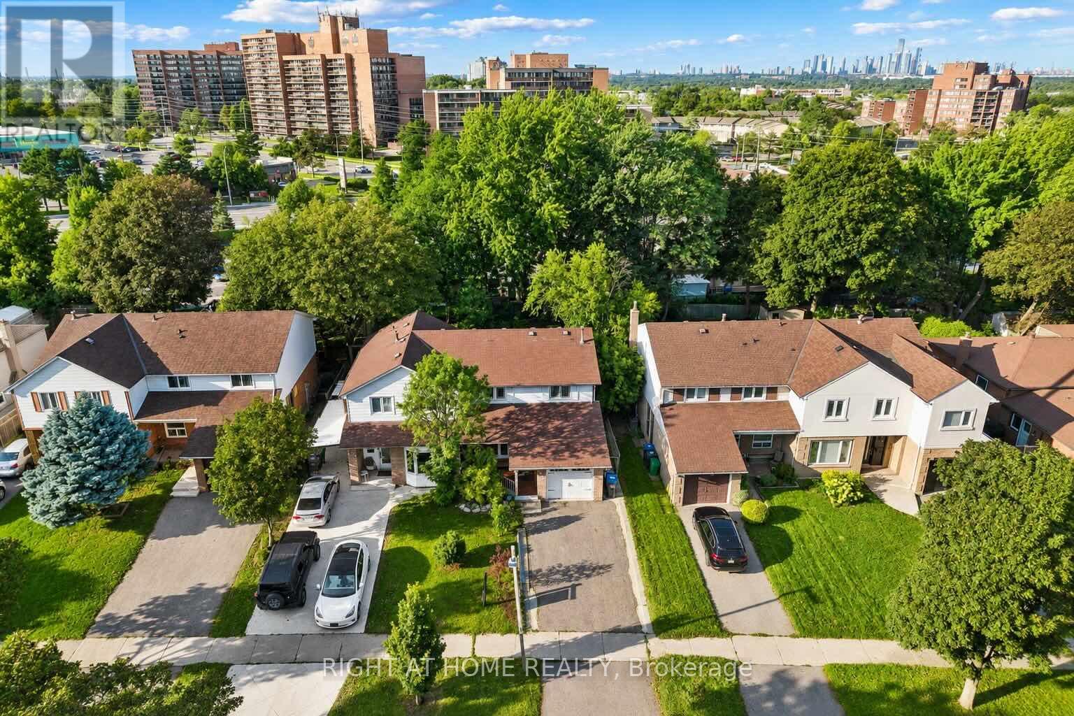 3363 Masthead Crescent Property Photo 4