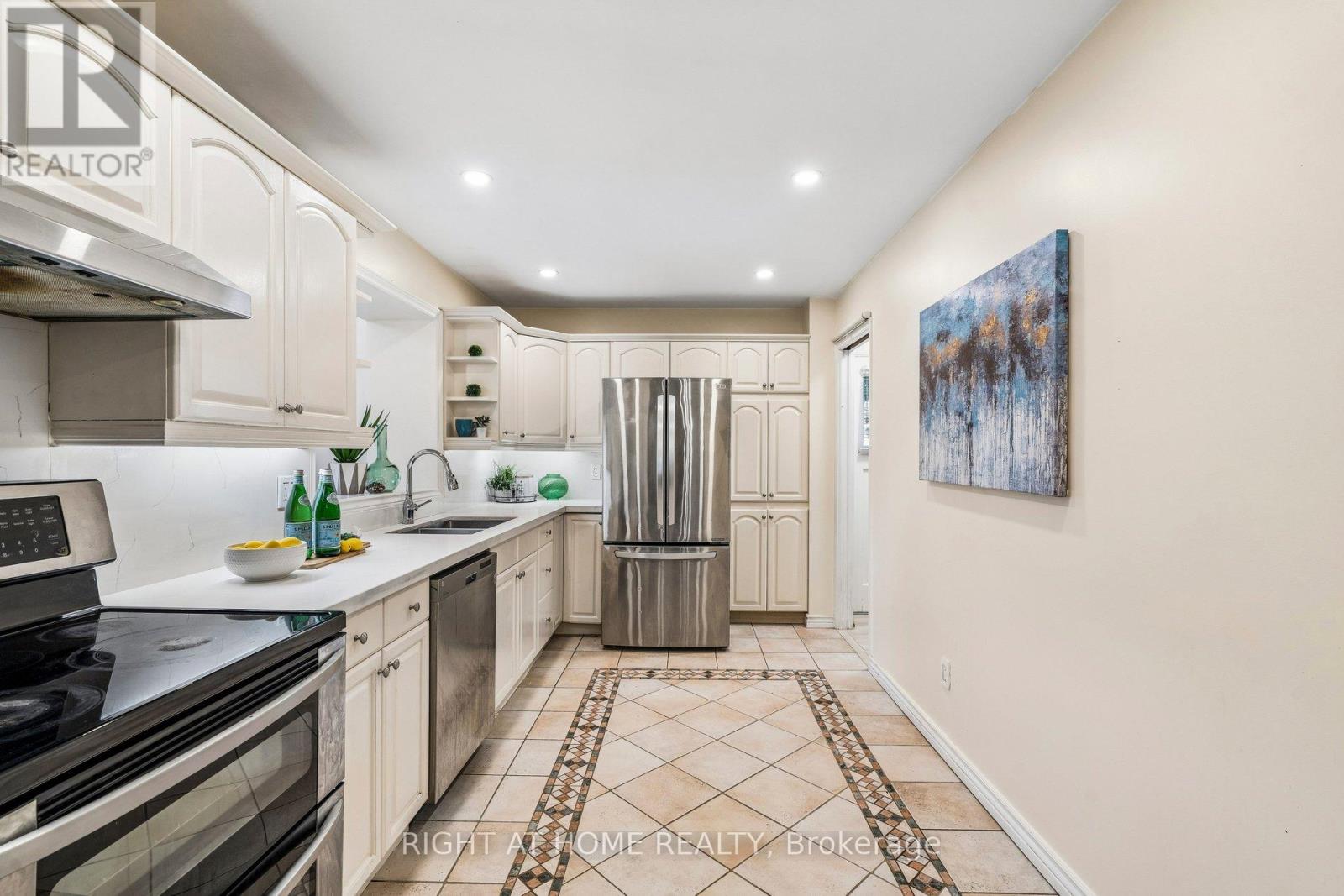 3363 Masthead Crescent Property Photo 12