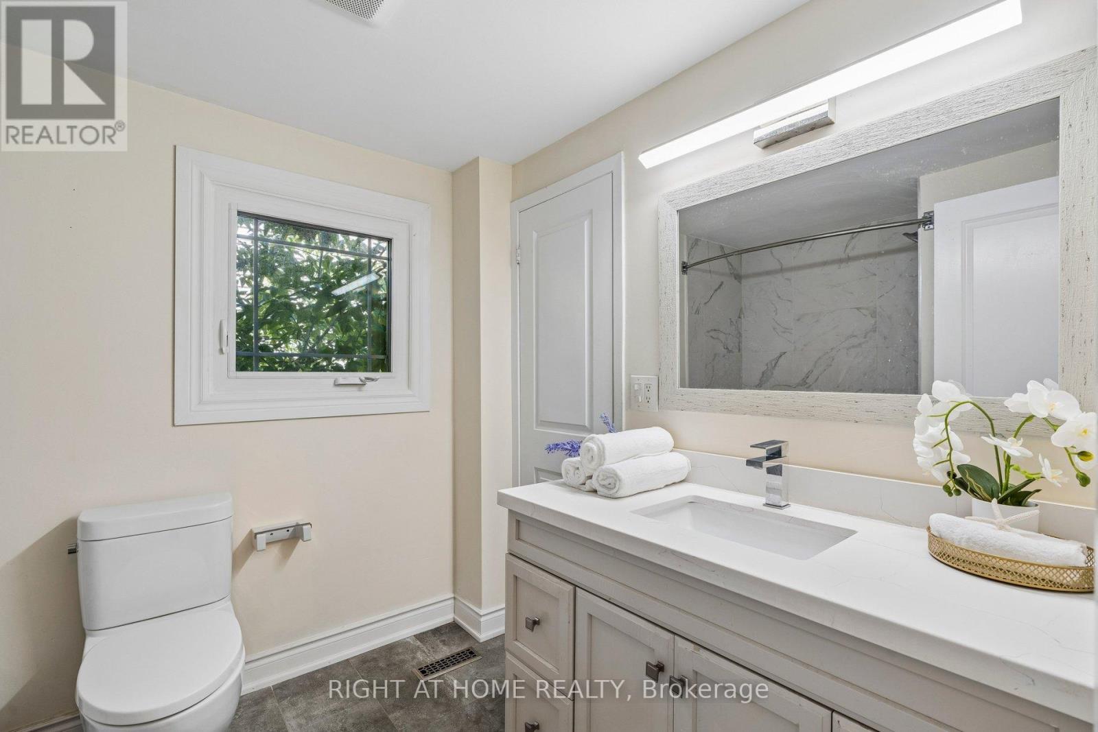 3363 Masthead Crescent Property Photo 23