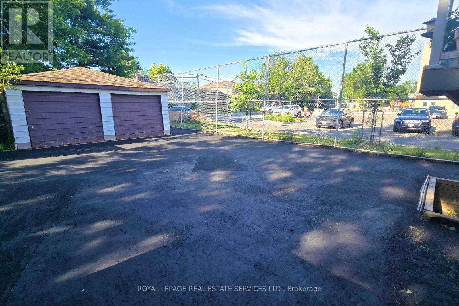 11 Dennis Avenue Property Photo 15