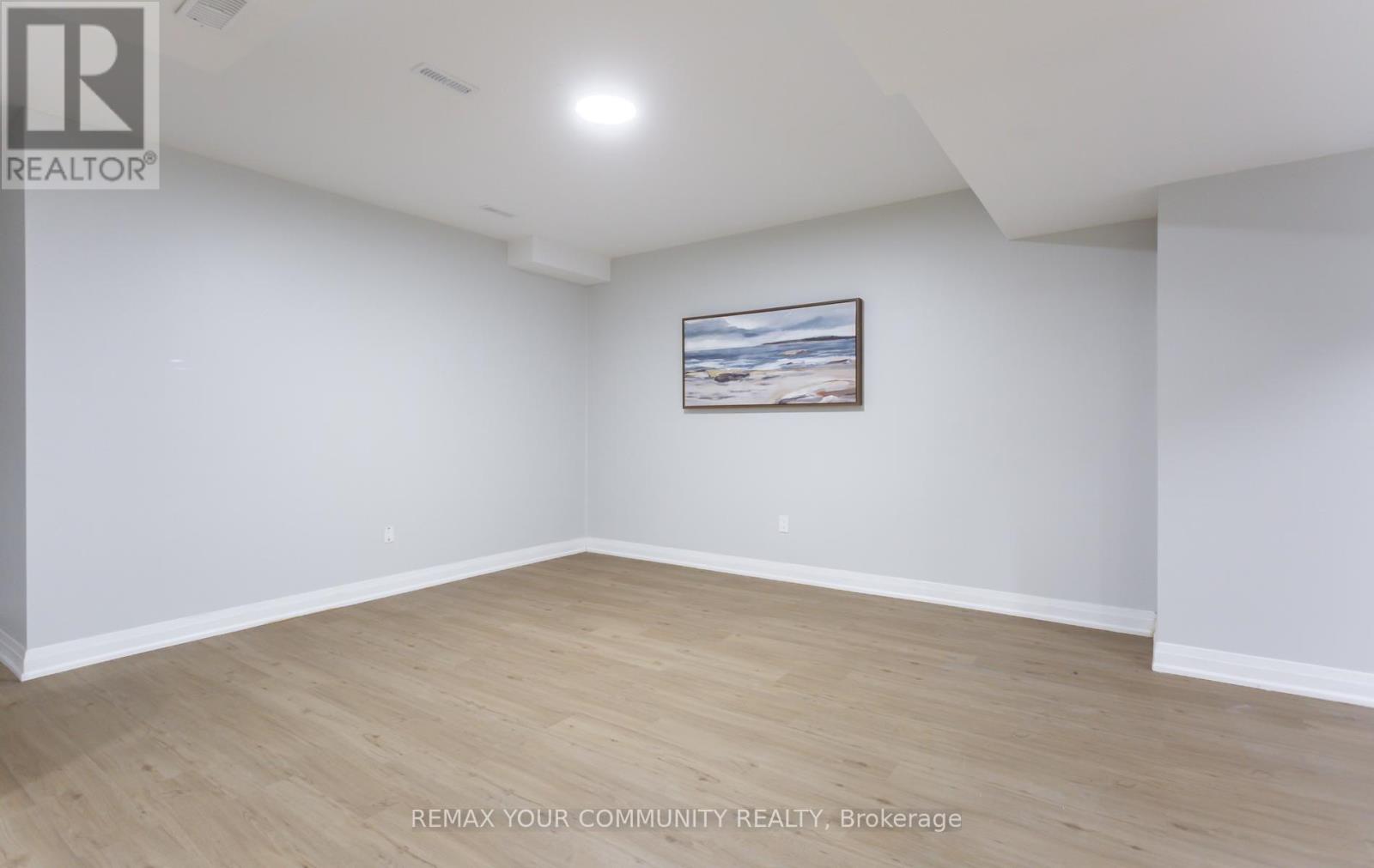 606 Stephens Crescent Property Photo 44