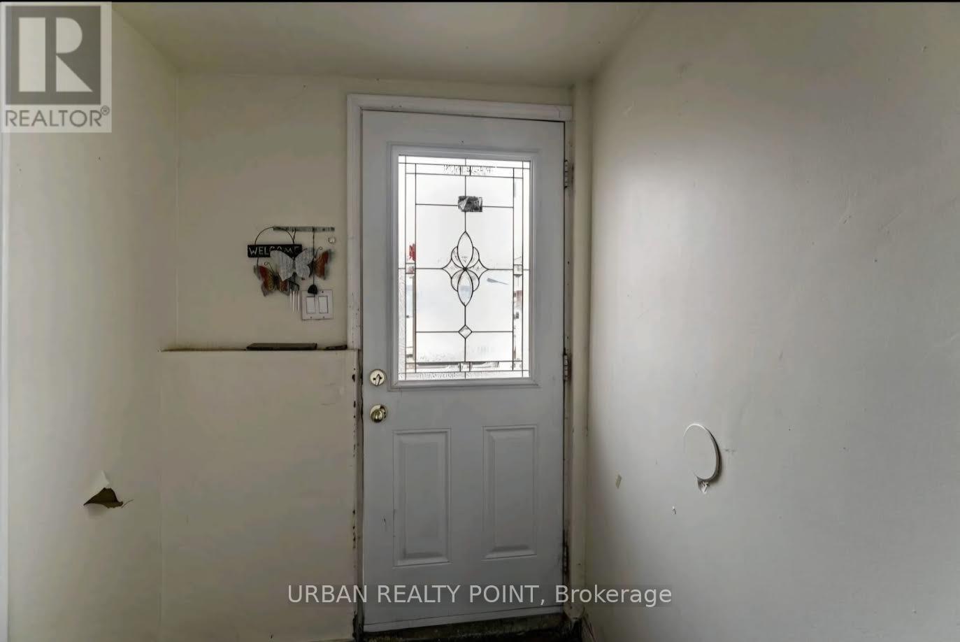 52 Fallway Road E Property Photo 10