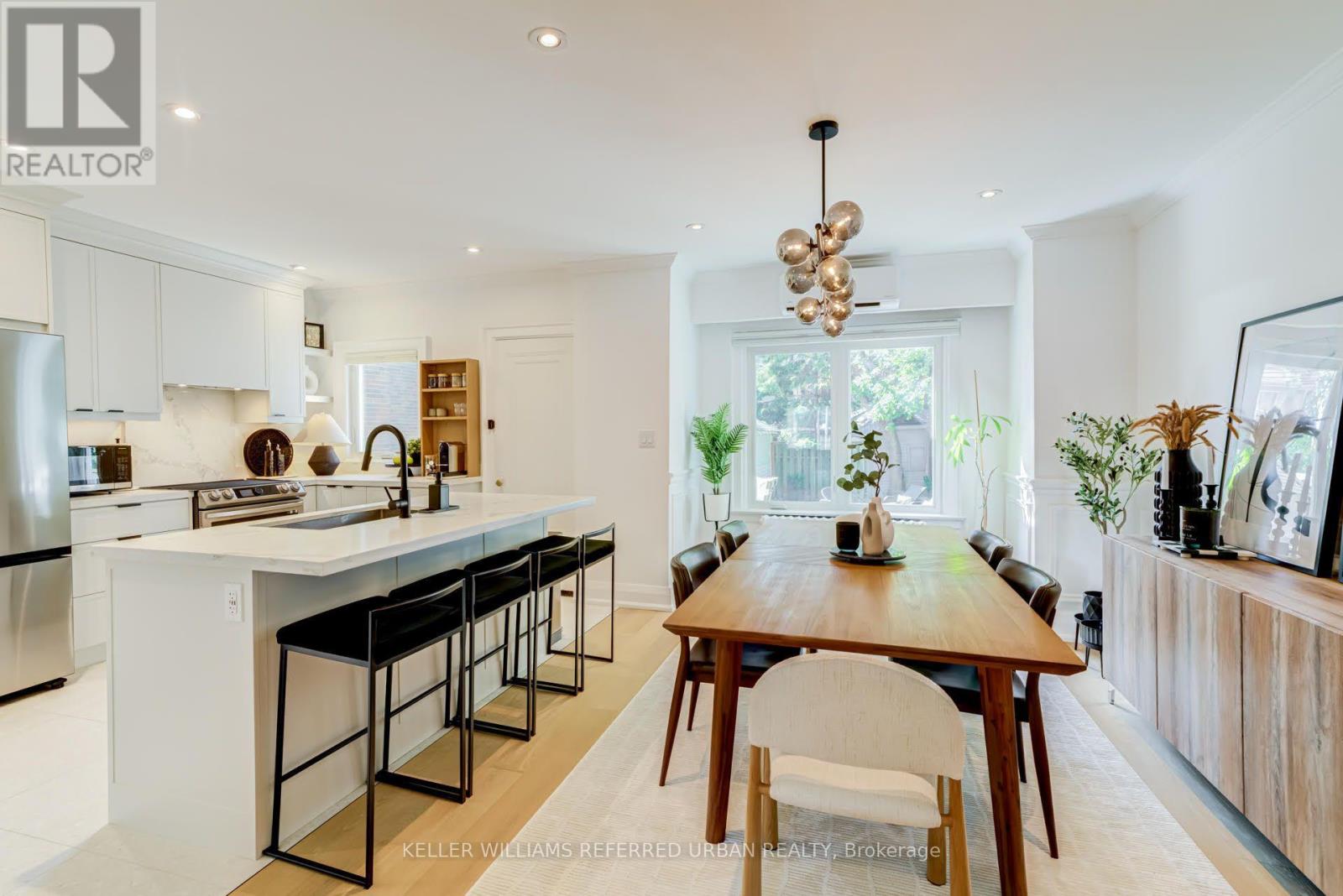 2522 Lake Shore Boulevard W Property Photo 8
