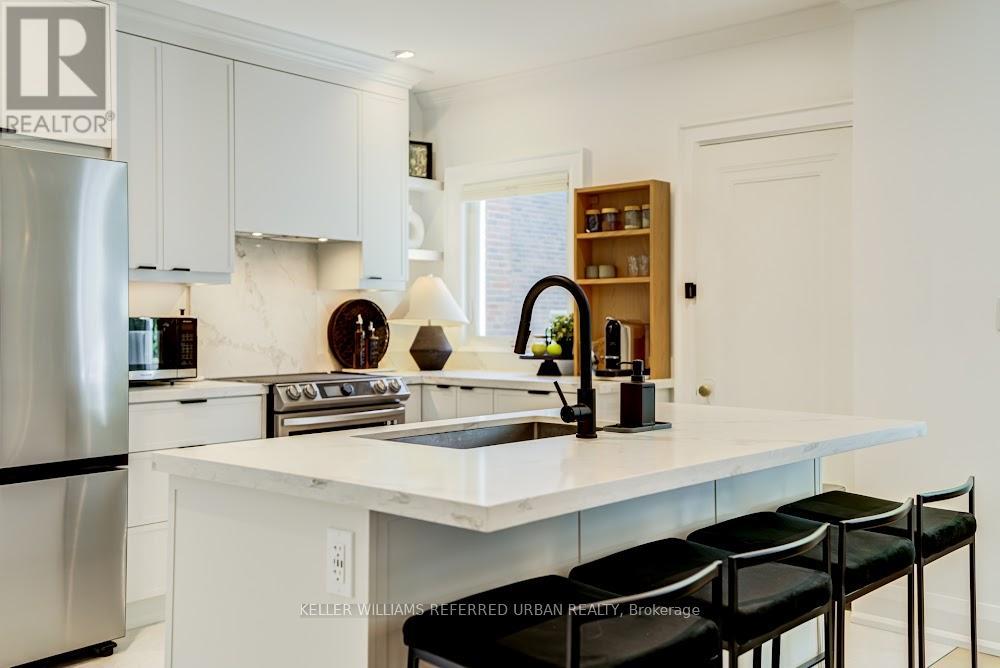 2522 Lake Shore Boulevard W Property Photo 14