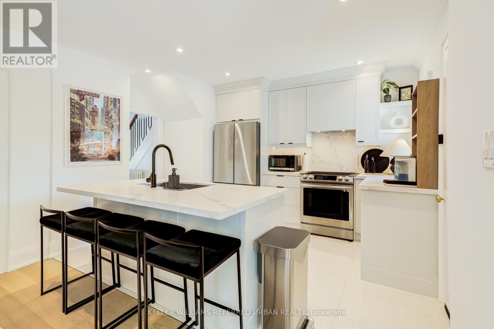 2522 Lake Shore Boulevard W Property Photo 16