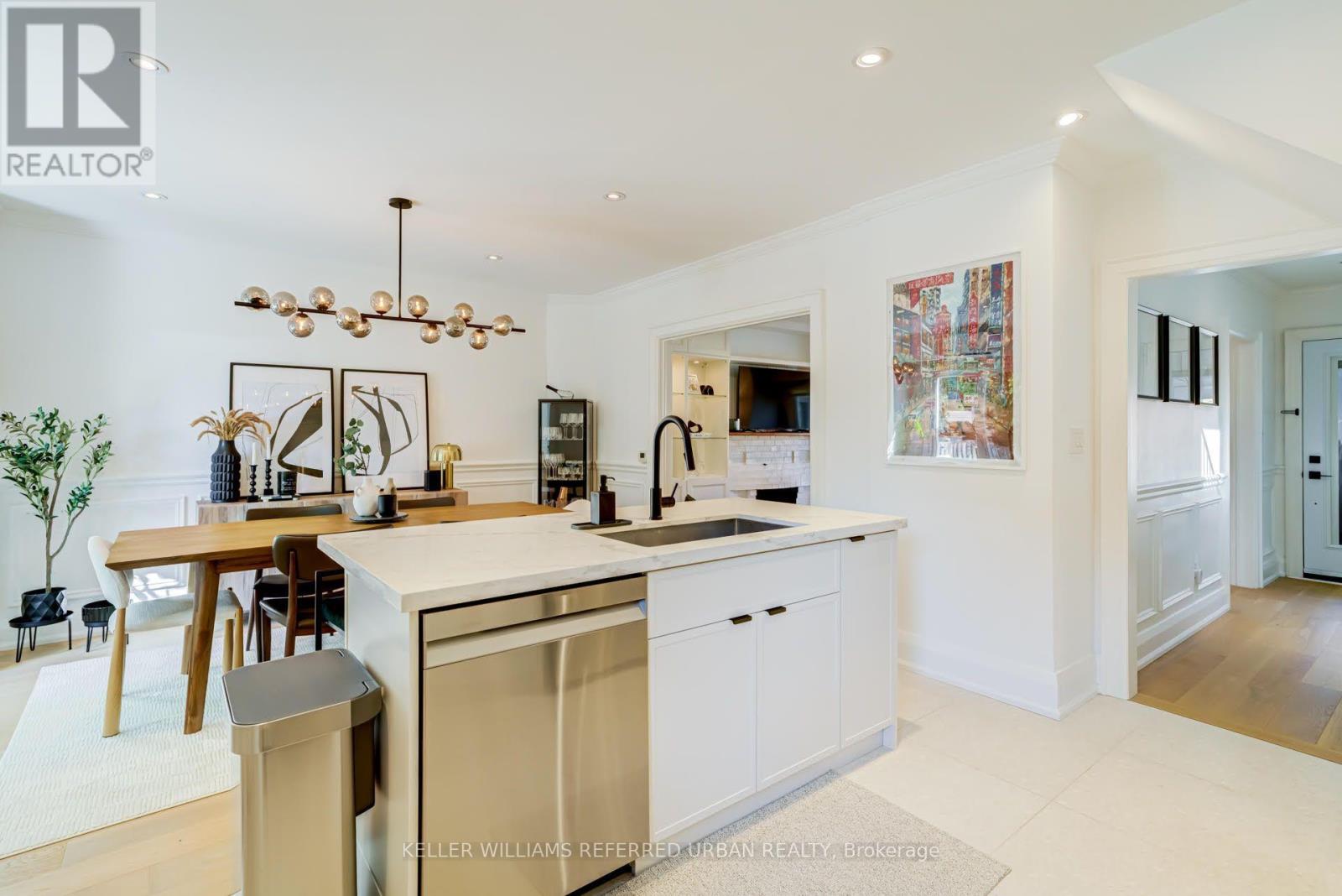 2522 Lake Shore Boulevard W Property Photo 18