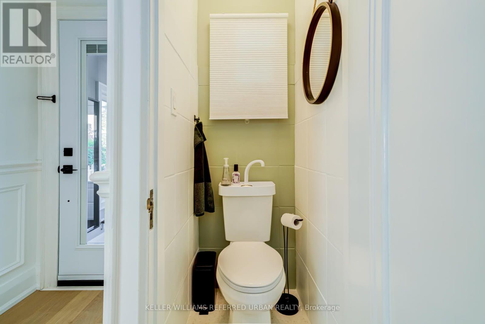 2522 Lake Shore Boulevard W Property Photo 19