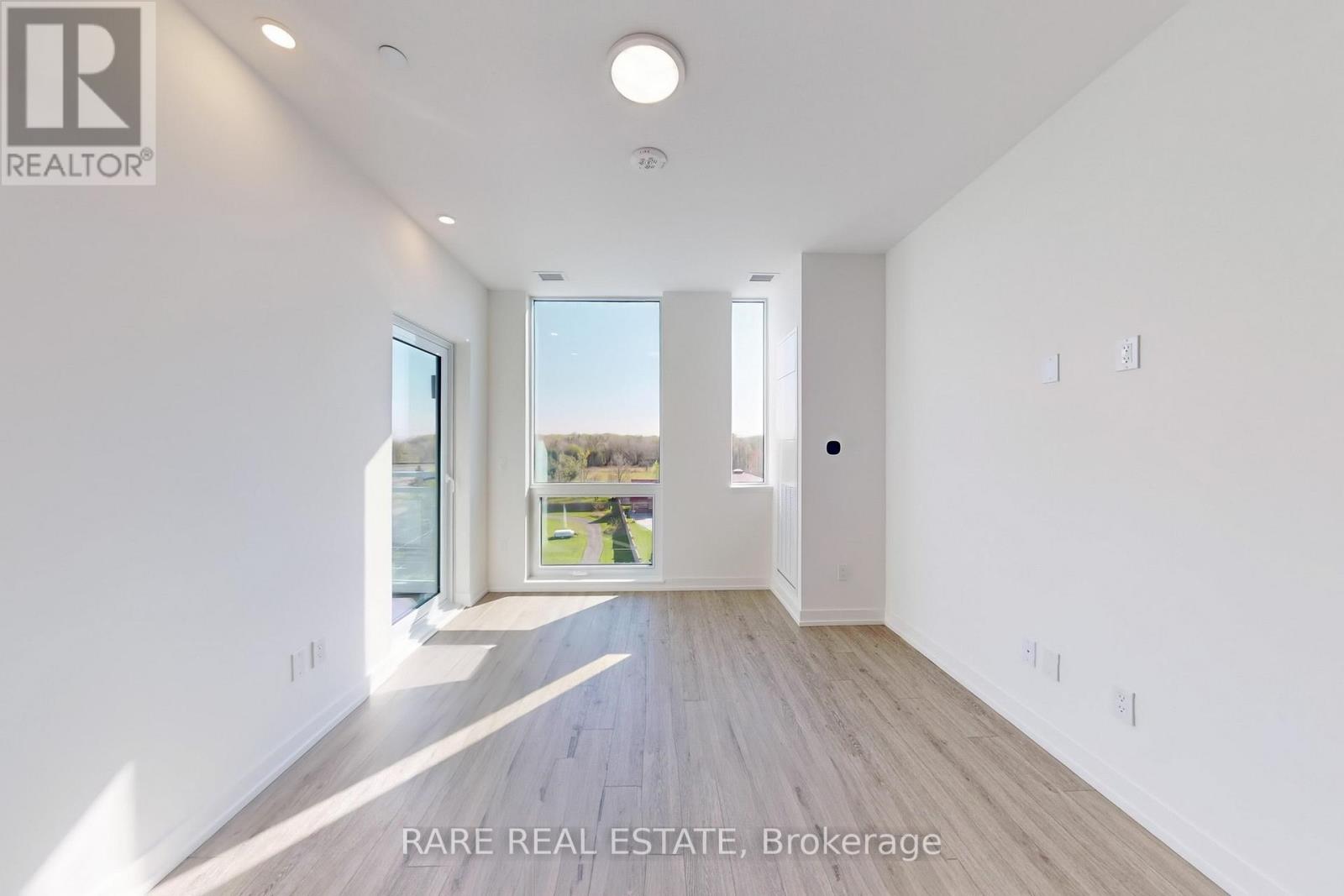 631 - 2501 Saw Whet Boulevard Property Photo 7
