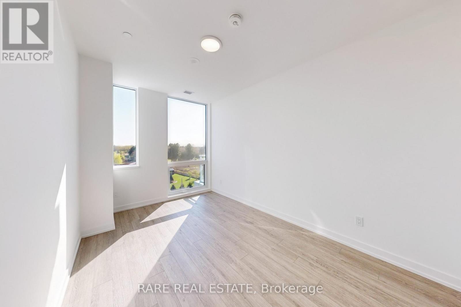 631 - 2501 Saw Whet Boulevard Property Photo 8