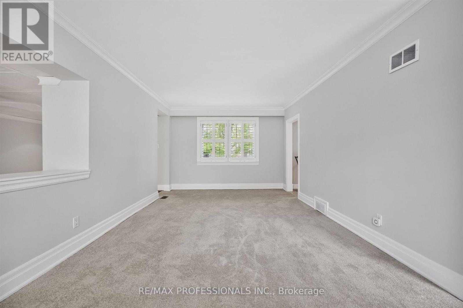 27 Nottingham Drive Property Photo 7
