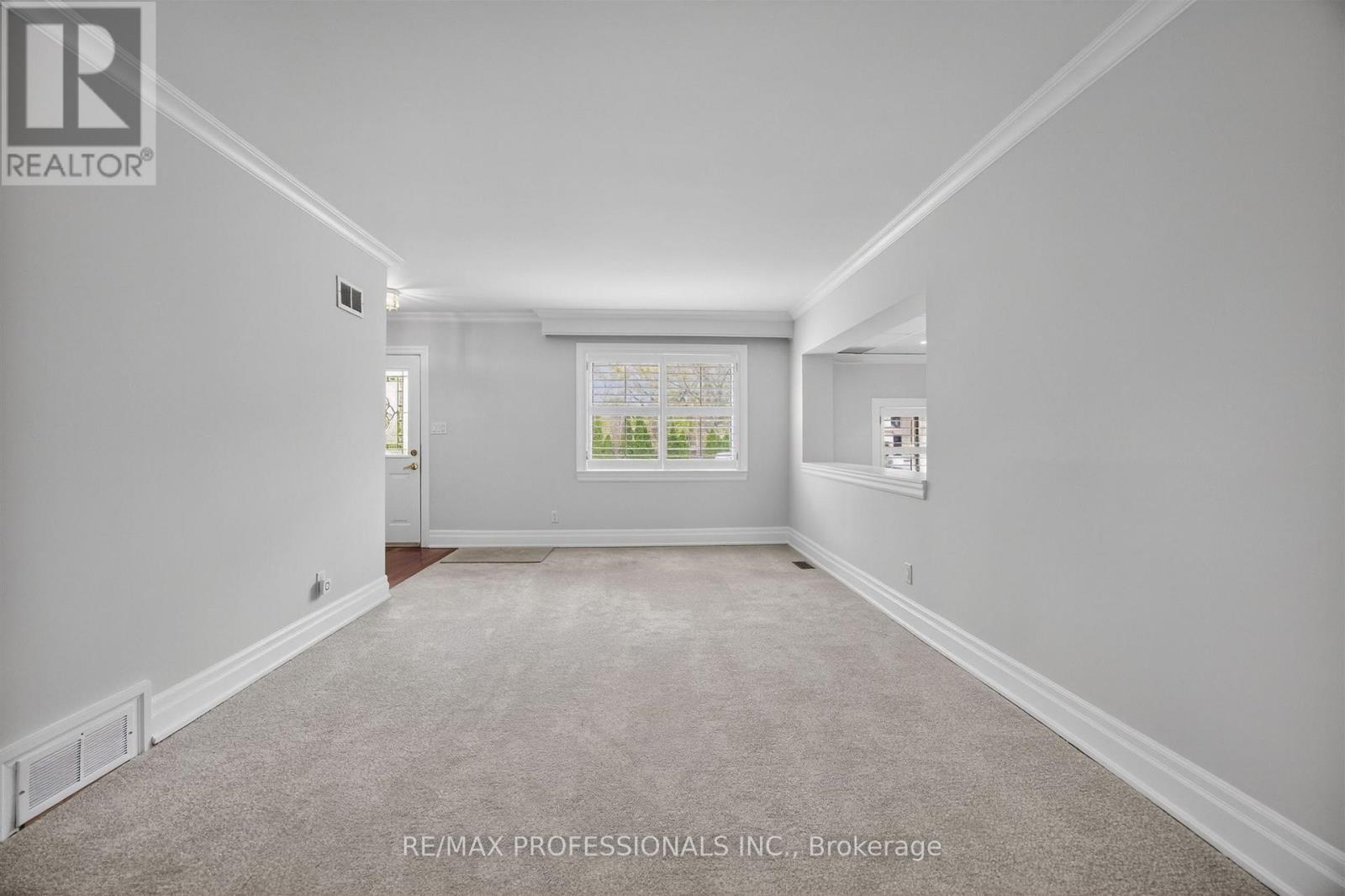 27 Nottingham Drive Property Photo 8
