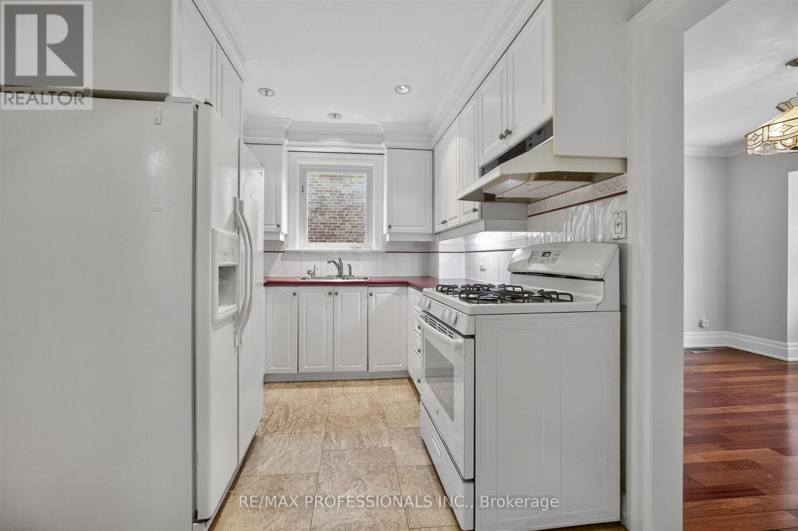 27 Nottingham Drive Property Photo 16